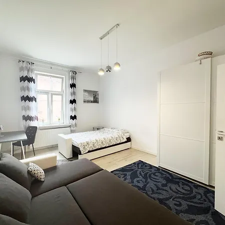 White & Black - Near Wawel Castle 公寓